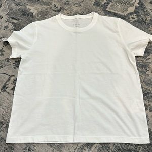 Everlane white boxy tee